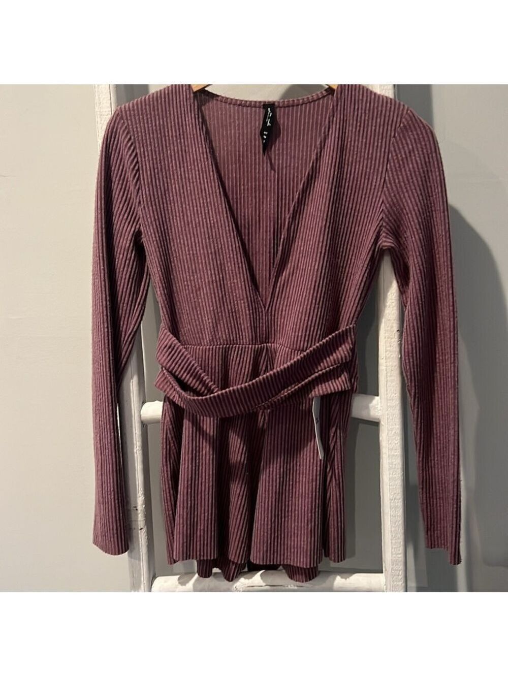 Urban Outfitters cotton Purple Ribbed Long Sleeve belted Romper nwt small - Picture 2 of 11